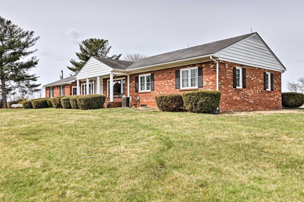 Quaint Elkton Home Near Shenandoah National Park! Exterior photo